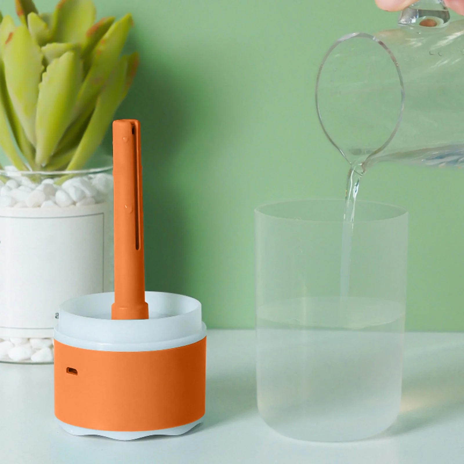 Humidifiers for Bedroom, 300Ml, Usb Car Humidifier, Small Home Desktop Mini Humidifier Aromatherapy Machine, Office with Small Night Light